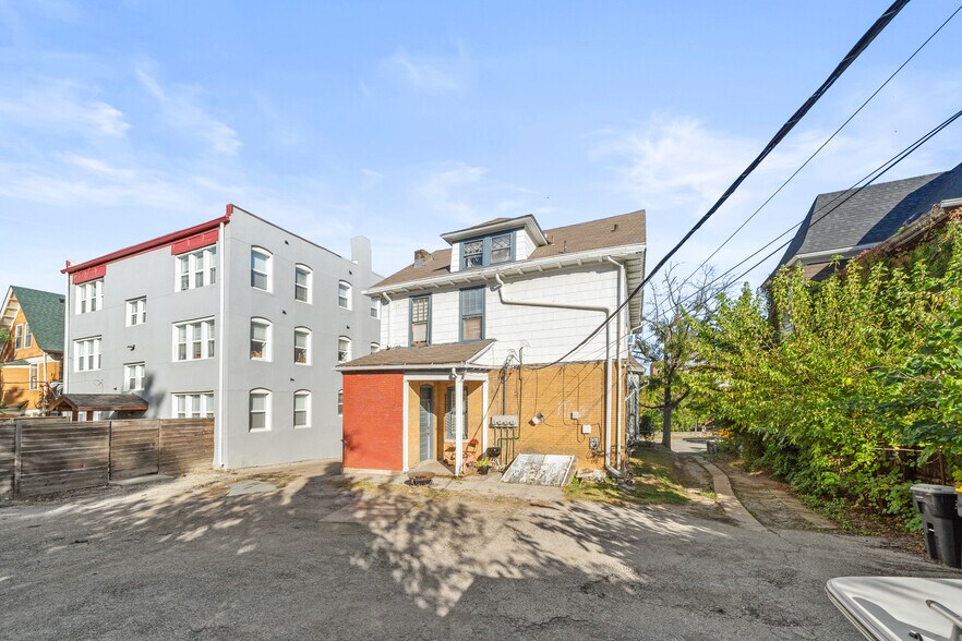 More Photos Of 3826 Warwick Blvd, Kansas City Apartments For Sale