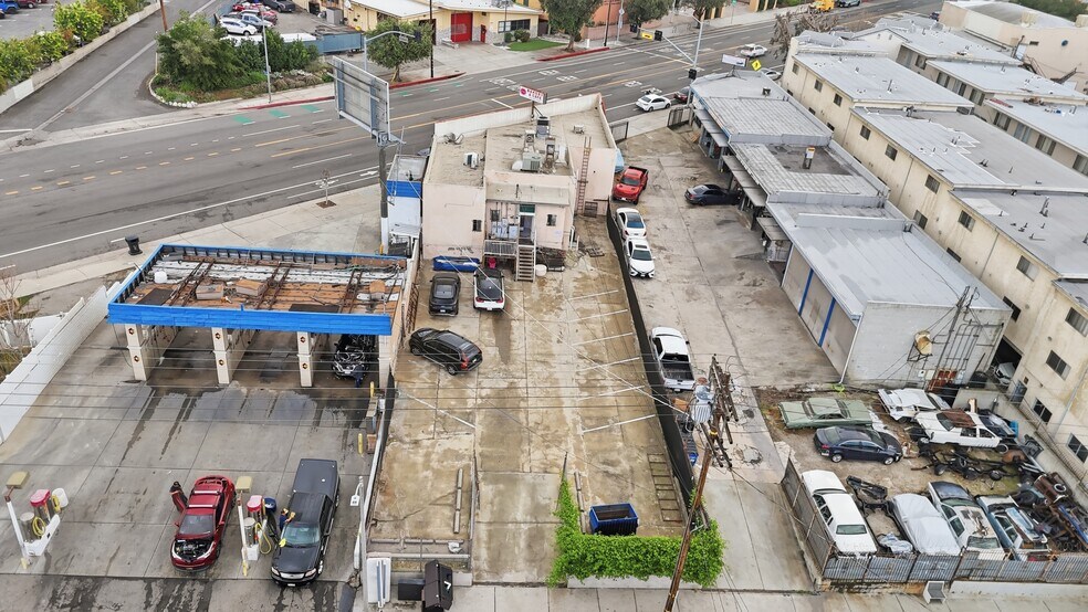 More Photos Of 7780 Foothill Blvd, Tujunga Restaurant For Sale