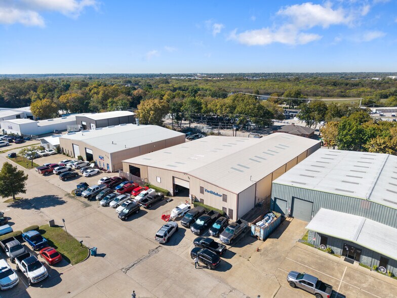 More Photos Of 4931 Grisham Dr, Rowlett Warehouse For Sale