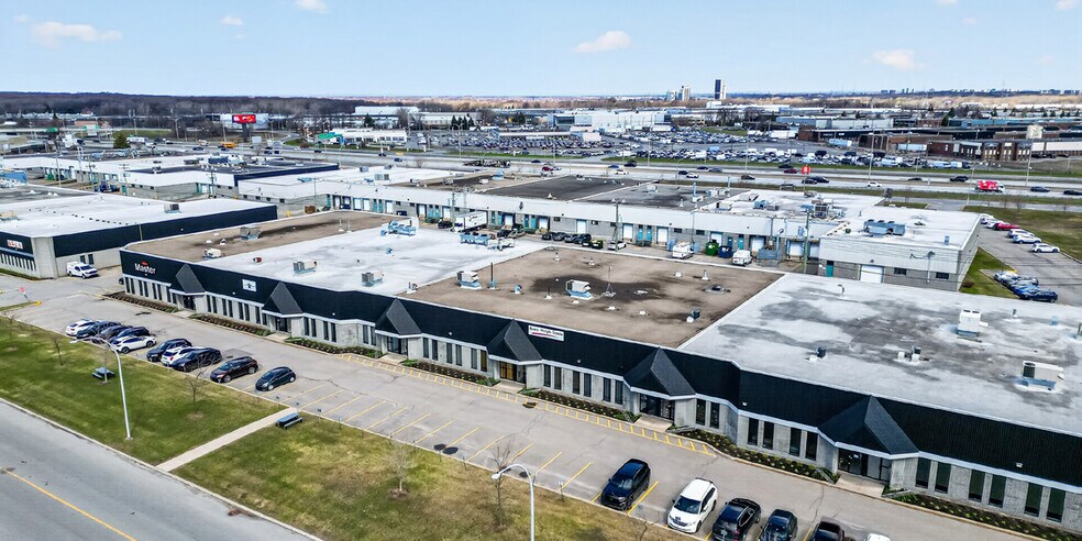 More Photos Of 6630-6650 Rue Abrams, Montréal Warehouse For Lease
