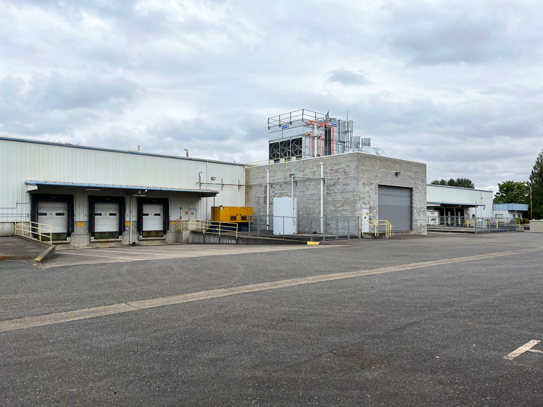 Primary Photo Of 3000 Calapooia St SW, Albany Manufacturing For Sale