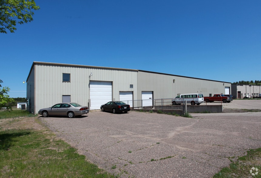 Primary Photo Of 3110 Louis Ave, Eau Claire Warehouse For Lease