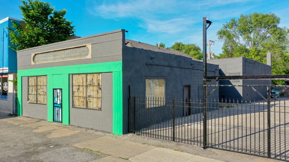 More Photos Of 6743-6753 S Western Ave, Chicago Auto Dealership For Lease