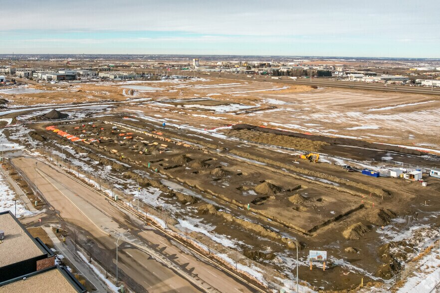 More Photos Of 850 Pembina Rd, Sherwood Park Warehouse For Lease