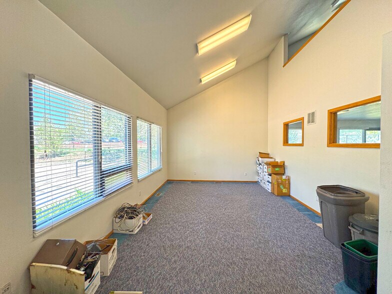 More Photos Of 108 Coronado Ct, Fort Collins Office For Sale