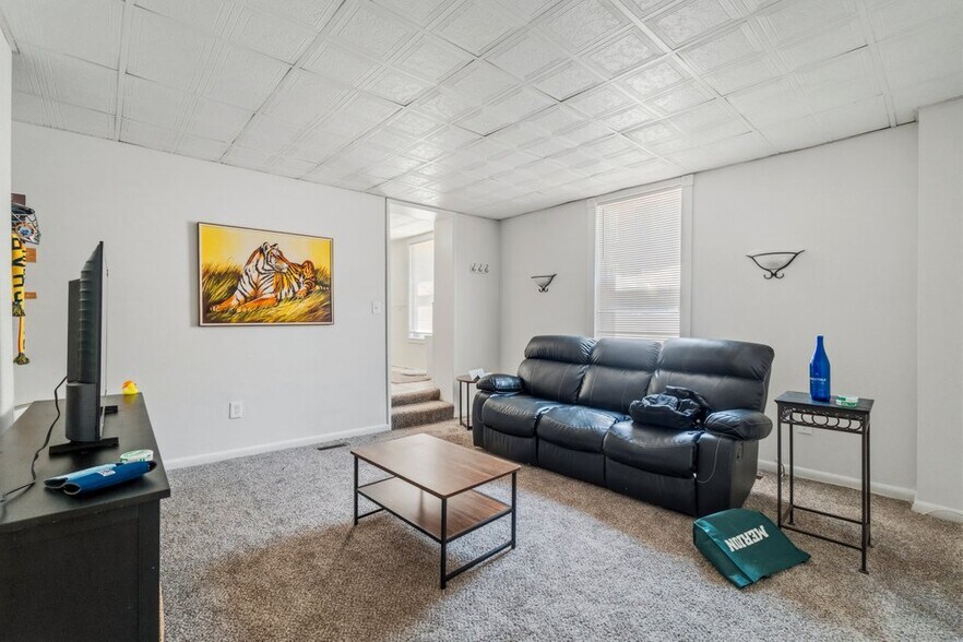 More Photos Of 1173 Battery Ave, Baltimore Multifamily For Sale