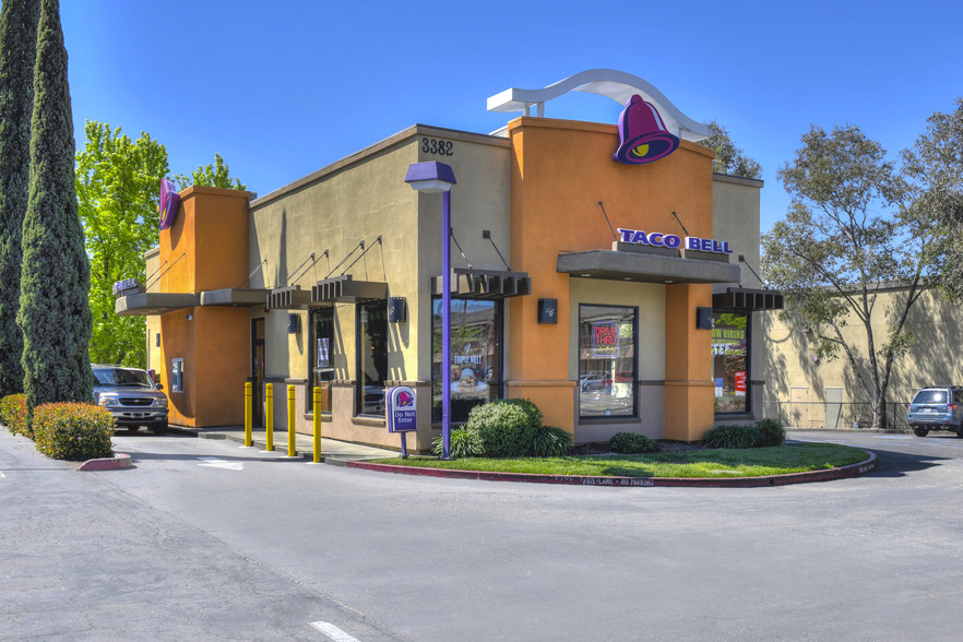 Primary Photo Of 3382 Coach Ln, Cameron Park Fast Food For Lease