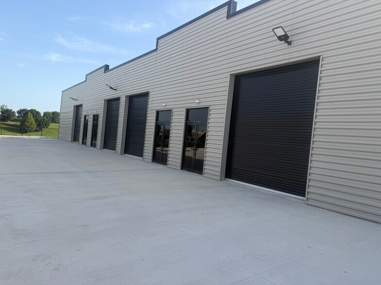 More Photos Of 14919 Westpark Dr, Houston Unknown For Lease