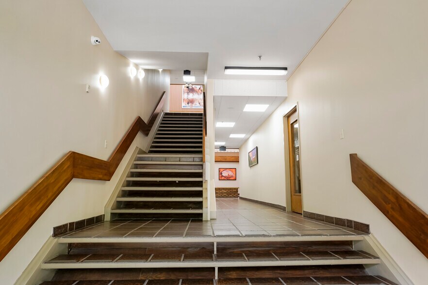 More Photos Of 5310 Ward Rd, Arvada Office For Lease