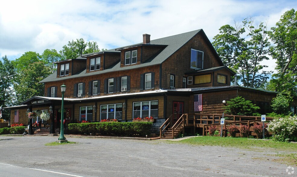 Primary Photo Of 2521 County Highway 22, Richfield Springs Hotel For Sale