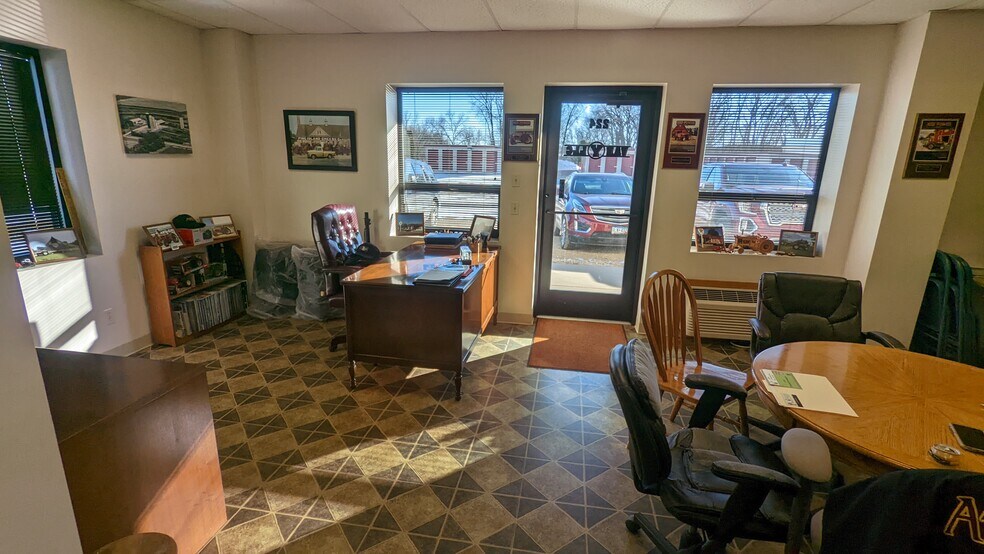 More Photos Of 224 1st NE st, Pine Island Warehouse For Sale