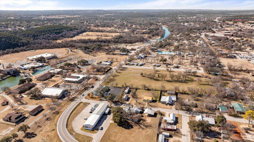 More Photos Of 1201 NE Barnard St, Glen Rose Land For Sale