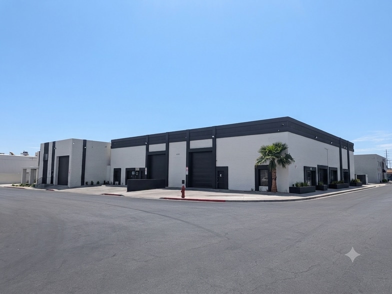 More Photos Of 3010 Builders Ave, Las Vegas Warehouse For Sale