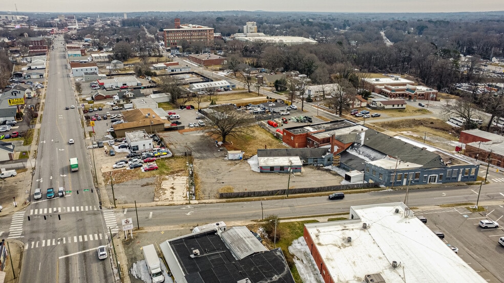 More Photos Of 226 S Linwood Rd, Gastonia Warehouse For Sale