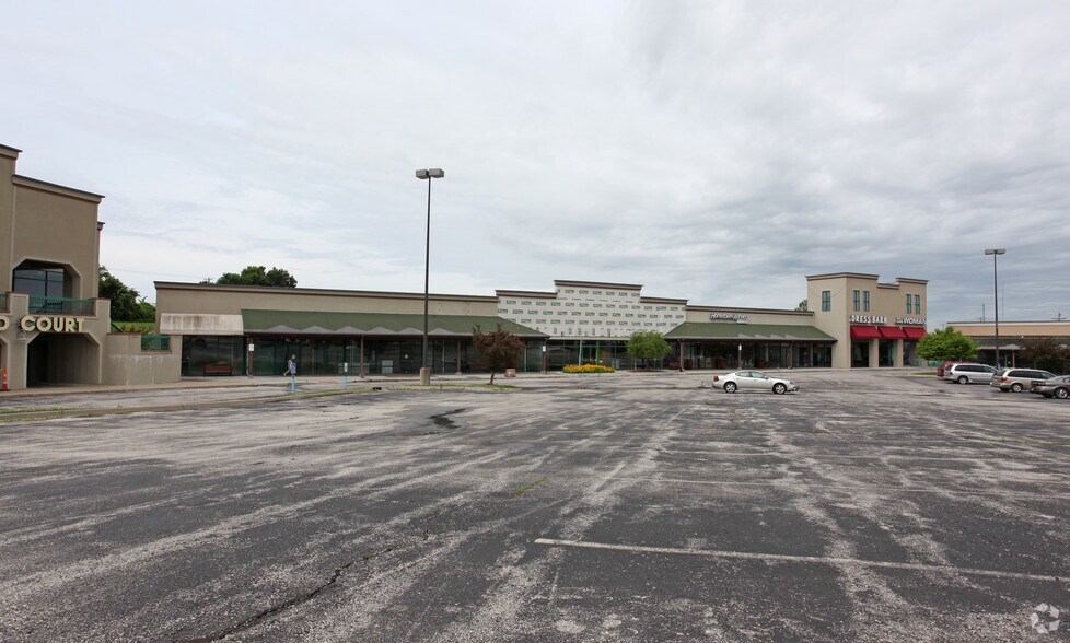 Primary Photo Of 1304-1336 W Old Highway 40, Odessa General Retail For Sale