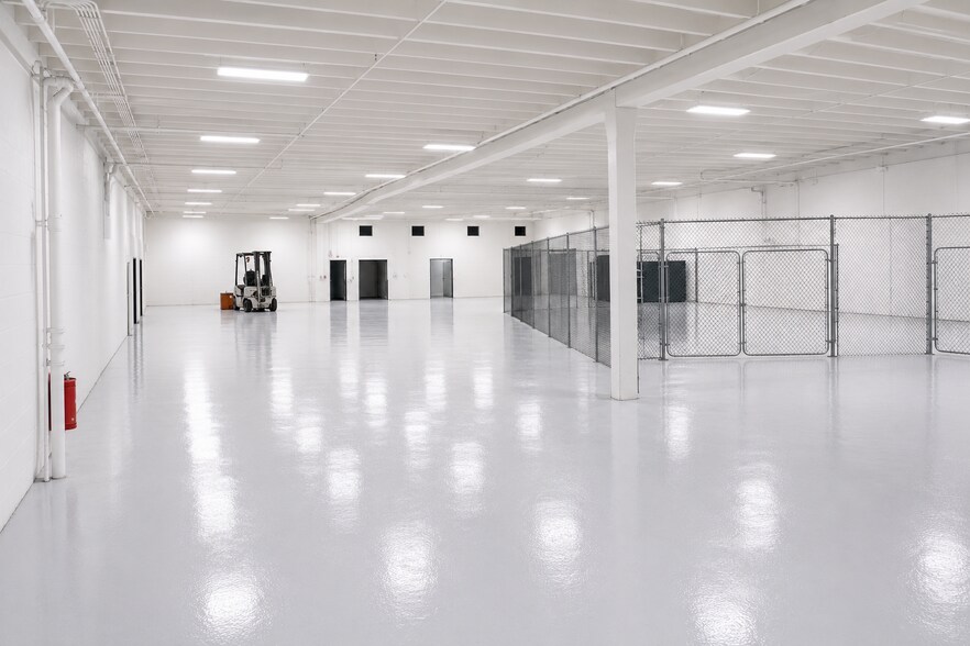 More Photos Of 414 N Meriah St, Landis Warehouse For Lease