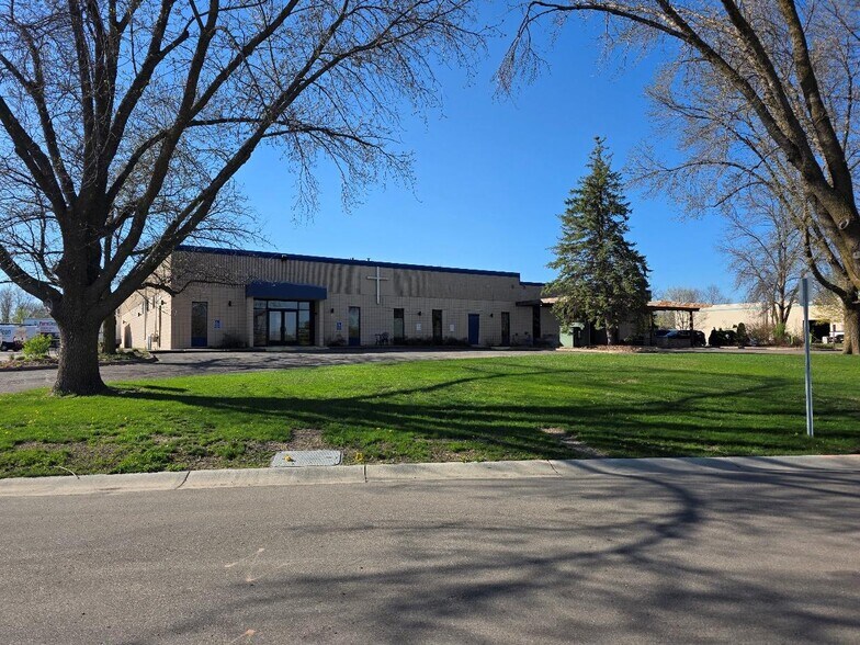 Primary Photo Of 4319 Steiner St, Saint Bonifacius Light Manufacturing For Lease