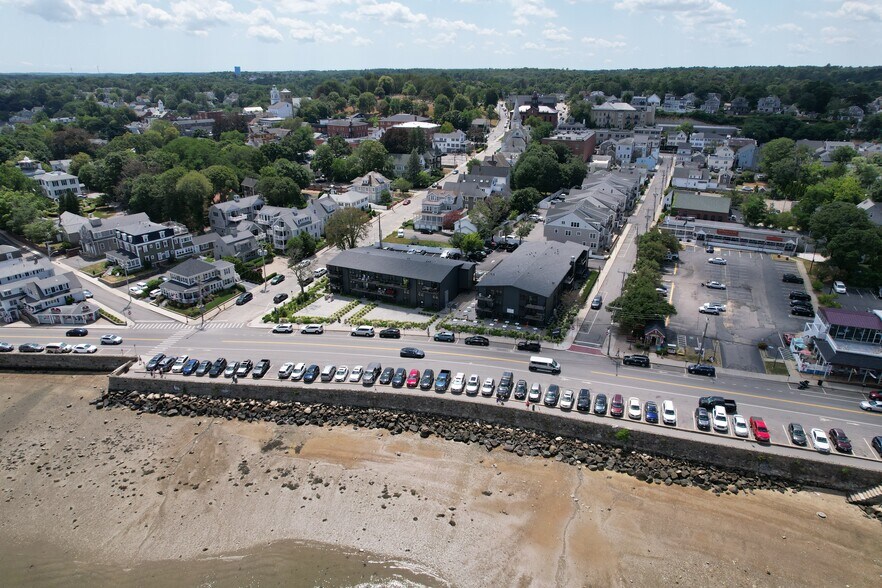 More Photos Of 98 Water St, Plymouth Apartments For Lease