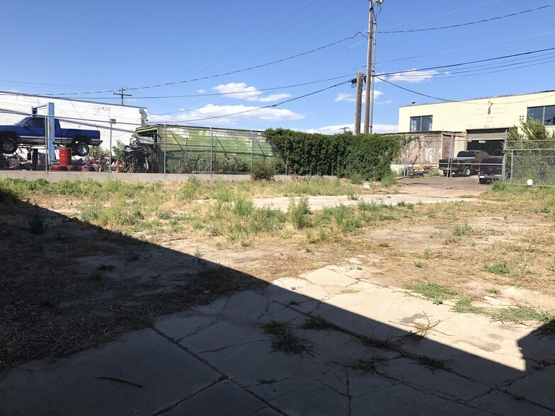 More Photos Of 415 Juanita St, Colorado Springs Warehouse For Lease