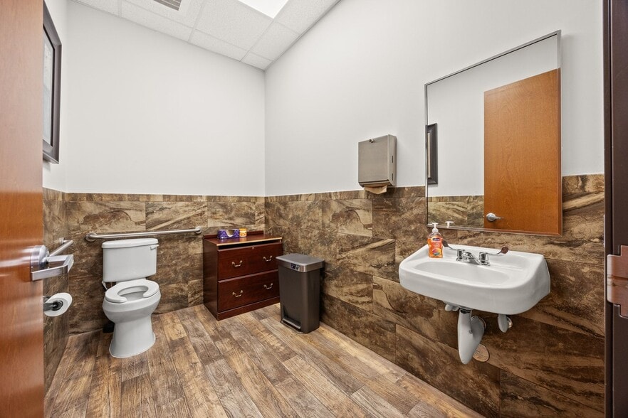More Photos Of 301 Denali Pass, Cedar Park Office For Lease