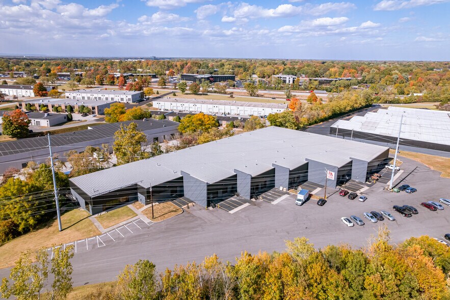Primary Photo Of 2001 Production Dr, Louisville Warehouse For Lease