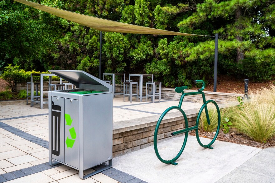 More Photos Of 1100 Crescent Green Dr, Cary Unknown For Lease