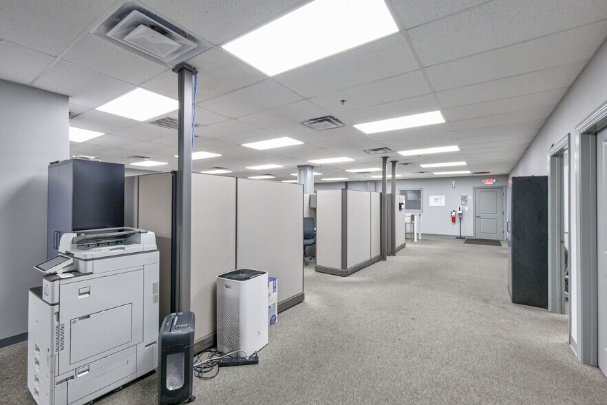 More Photos Of 831 Park Ave, Murfreesboro Manufacturing For Lease