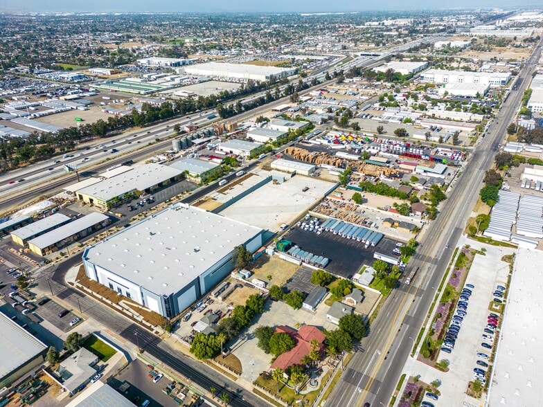 More Photos Of 15551 Boyle Ave, Fontana Distribution For Lease