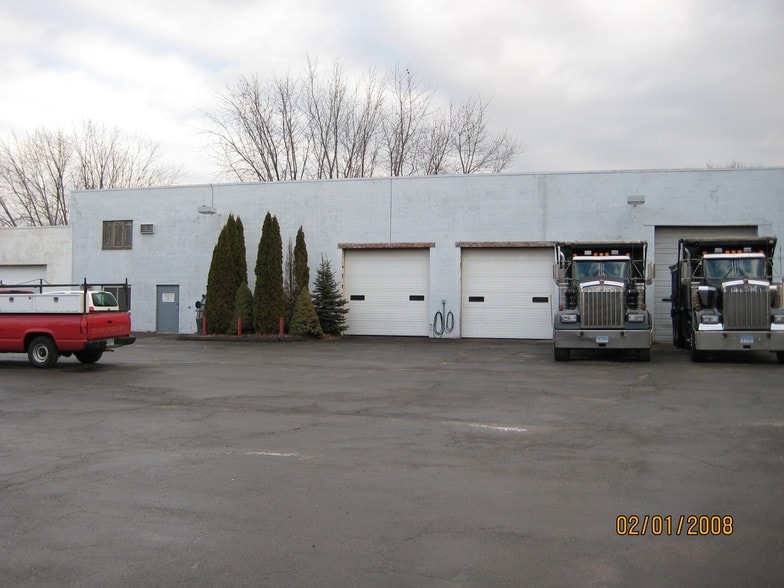 More Photos Of 1400 Old North Colony Rd, Meriden Warehouse For Sale
