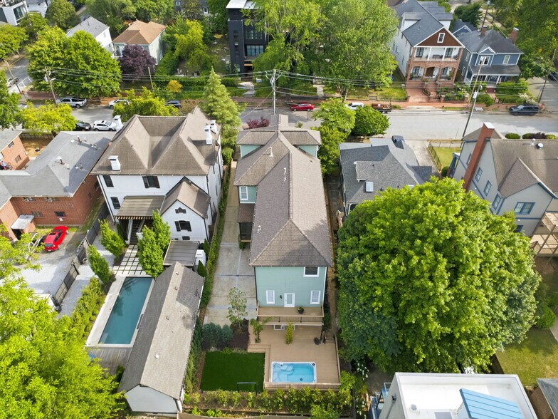 More Photos Of 574 East Ave NE, Atlanta Specialty For Sale