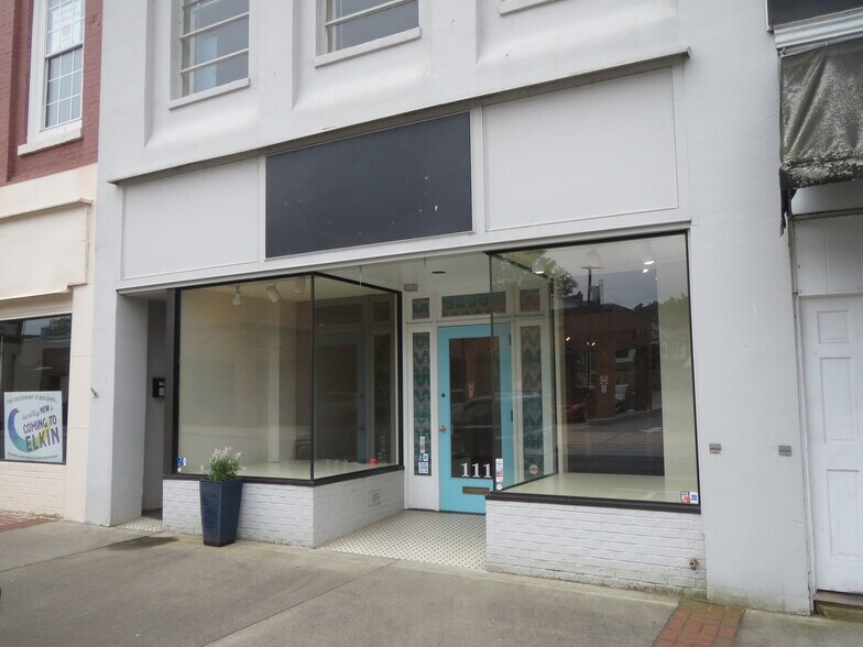 111 W Main St  