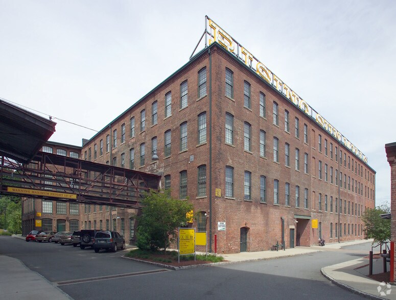 More Photos Of 166 Valley St, Providence Office Residential For Lease