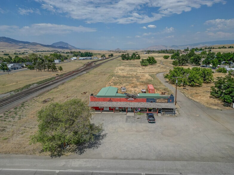 More Photos Of 180 E Webb St, Montague Warehouse For Sale