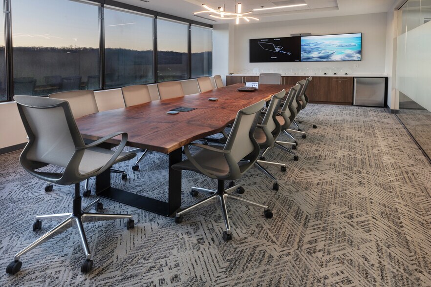 More Photos Of 4 N Park Dr, Hunt Valley Unknown For Lease