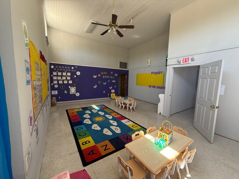 More Photos Of 4390 Highland Ave, Beaumont Medical For Lease