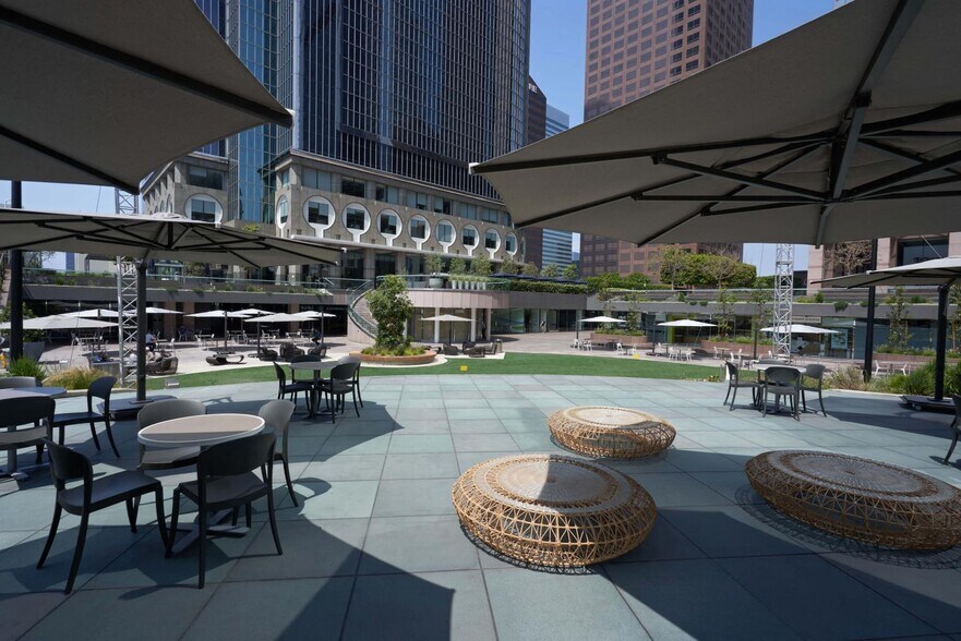 More Photos Of 350 S Grand Ave, Los Angeles Office Residential For Lease