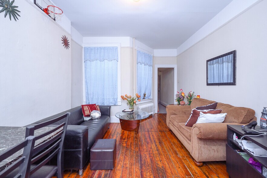More Photos Of 543 49th St, Brooklyn Apartments For Sale