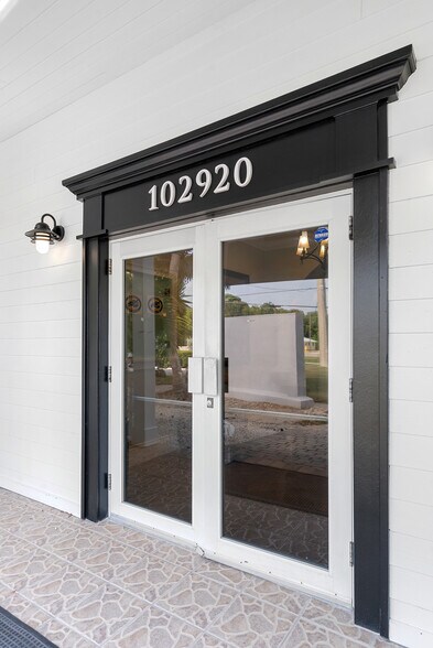 More Photos Of 102920 Overseas Hwy, Key Largo Office Residential For Sale