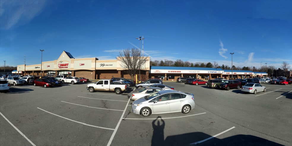 More Photos Of 9520-9568 Burke Rd, Burke Unknown For Lease