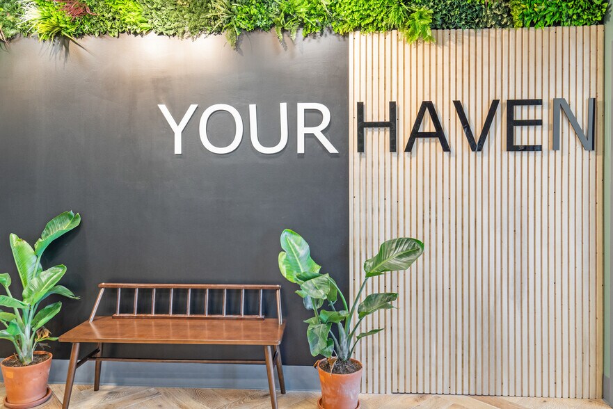 More Photos Of 200 W Towsontown Blvd, Towson Coworking Space