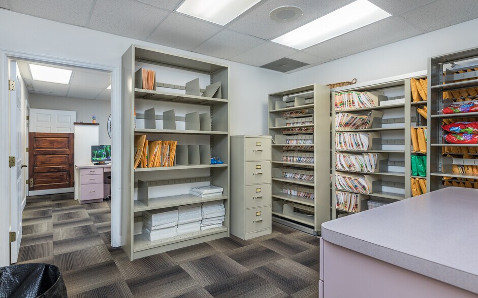 More Photos Of 150 Pondella Rd, North Fort Myers Medical For Sale