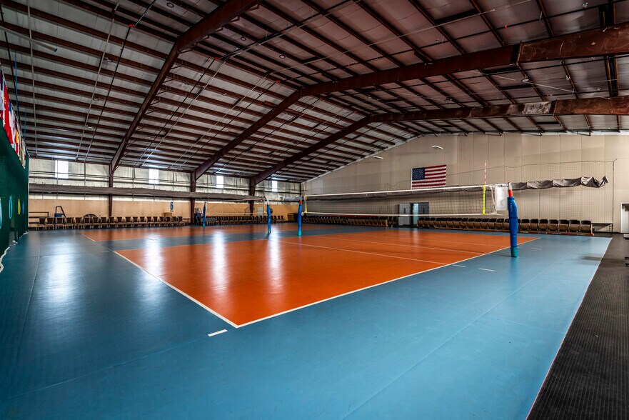 More Photos Of 15250 Hillcroft Ave, Missouri City Warehouse For Sale