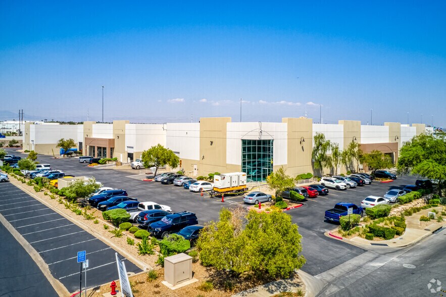 More Photos Of 7485 Commercial Way, Henderson Warehouse For Lease