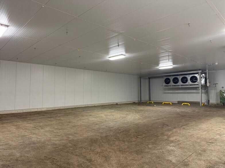 More Photos Of 4001 N American St, Philadelphia Warehouse For Lease
