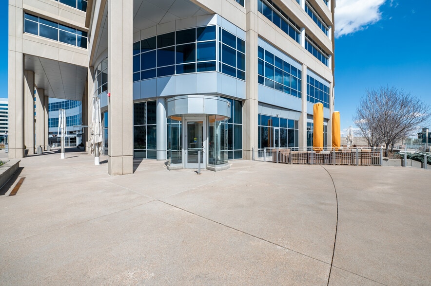 More Photos Of 6380 S Fiddlers Green Cir, Greenwood Village Office For Lease