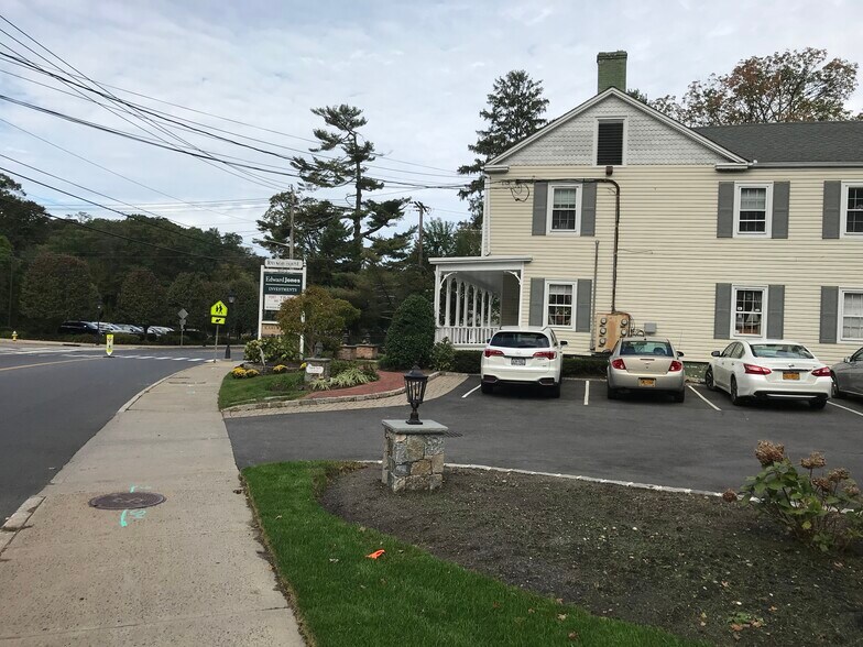 More Photos Of 903 Main St, Port Jefferson Loft Creative Space For Sale