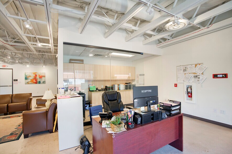 More Photos Of 303 E Palm Ln, Phoenix Office For Lease