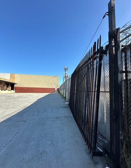 More Photos Of , Los Angeles Industrial For Sale