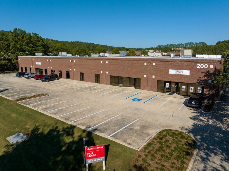 Primary Photo Of 300-308 Cahaba Valley Cir, Pelham Unknown For Lease