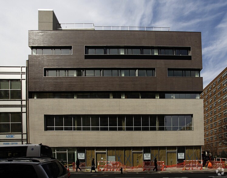 More Photos Of 2082-2090 Lexington Ave, New York Office For Sale